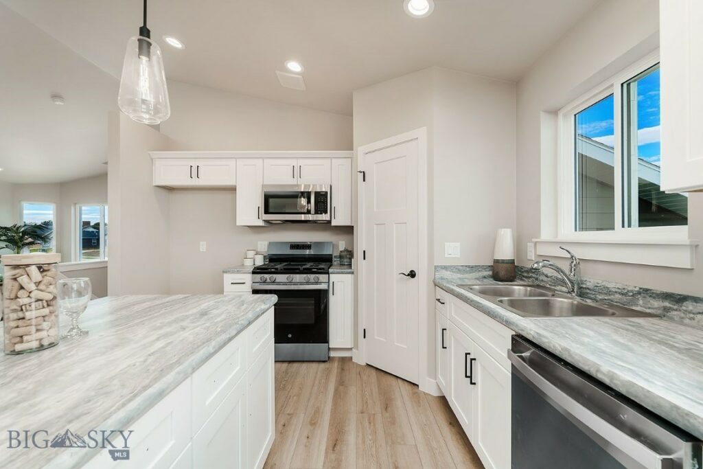 2305 Oriole Drive, Belgrade MT 59714