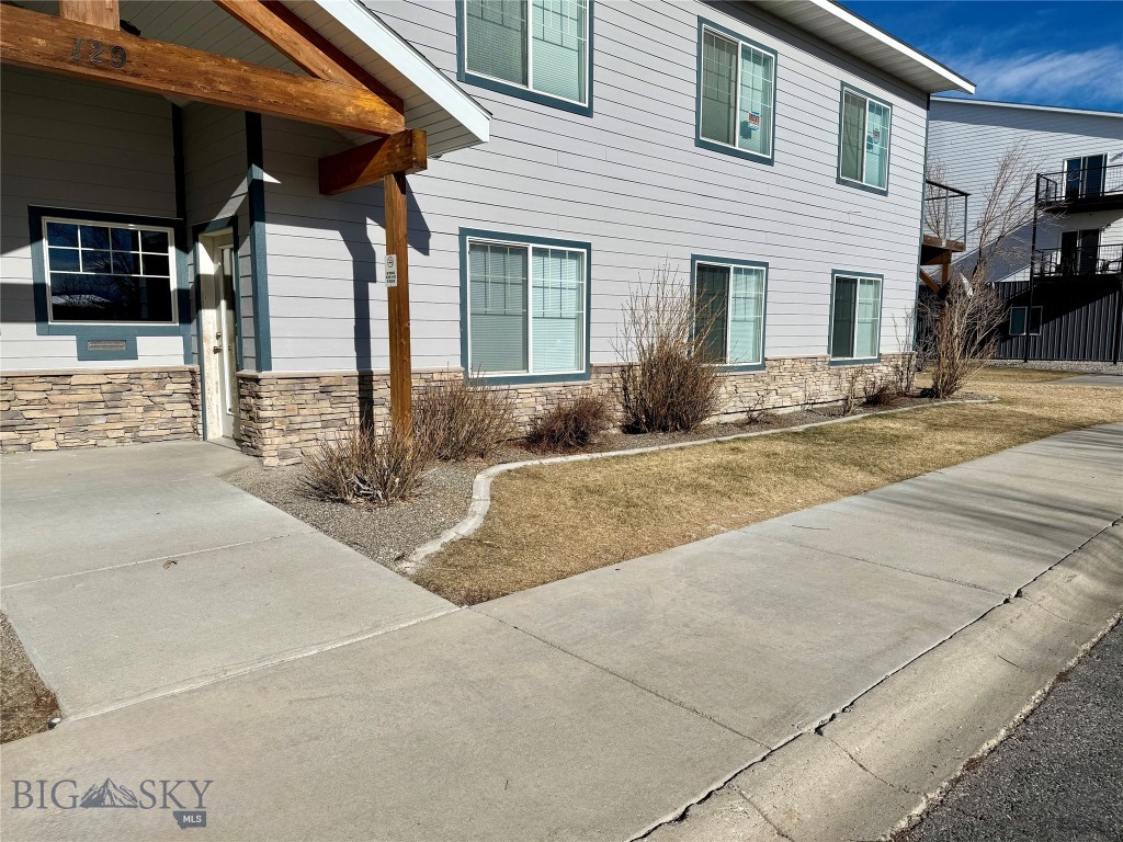 129 Village Drive, Belgrade MT 59714