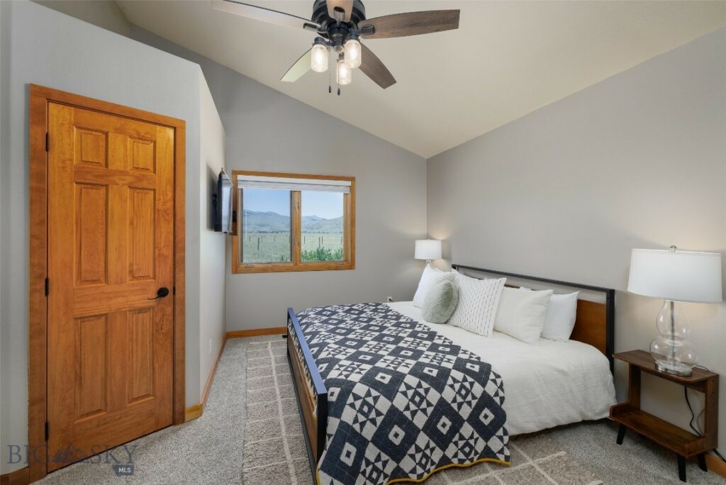 138 Inverness, Livingston MT 59047