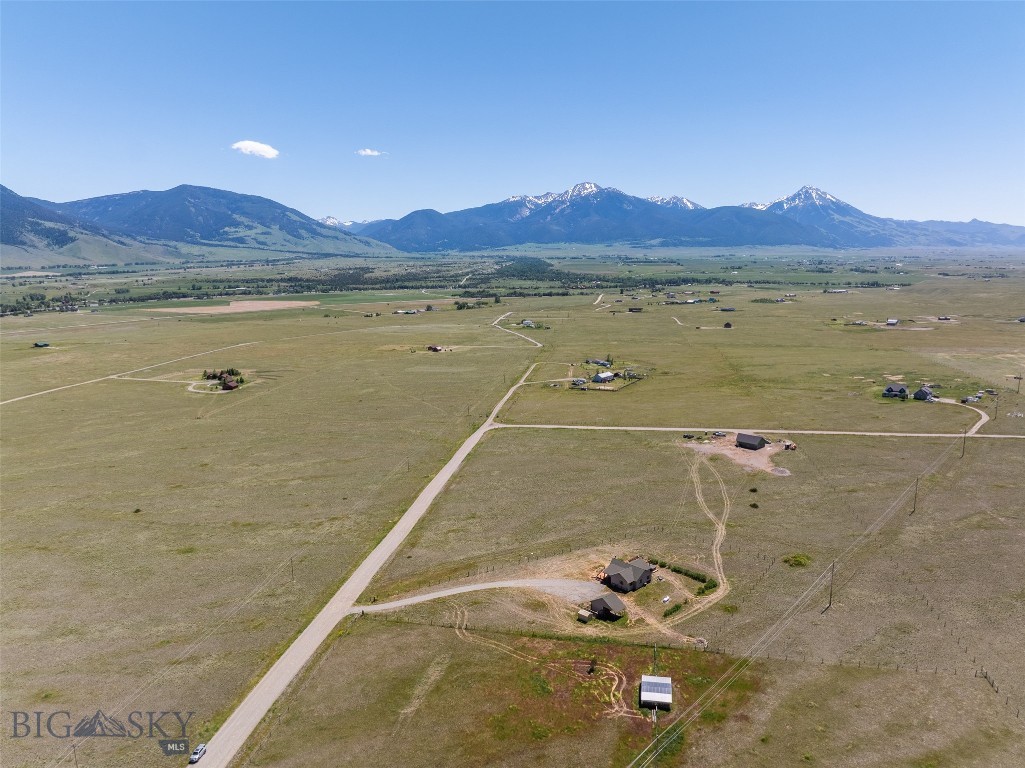 138 Inverness, Livingston MT 59047