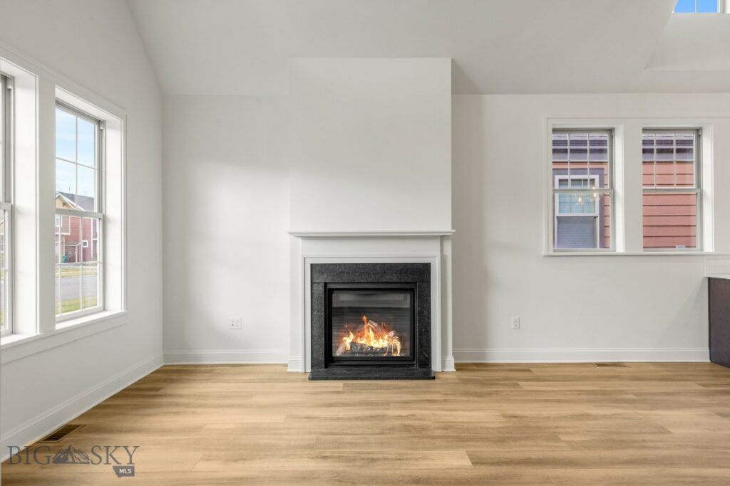 5442 Annie St, Bozeman MT 59718