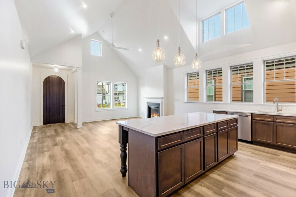 5442 Annie St, Bozeman MT 59718