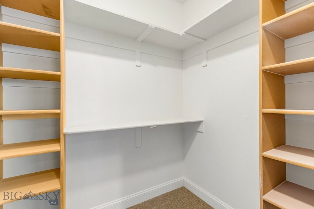 5442 Annie St, Bozeman MT 59718