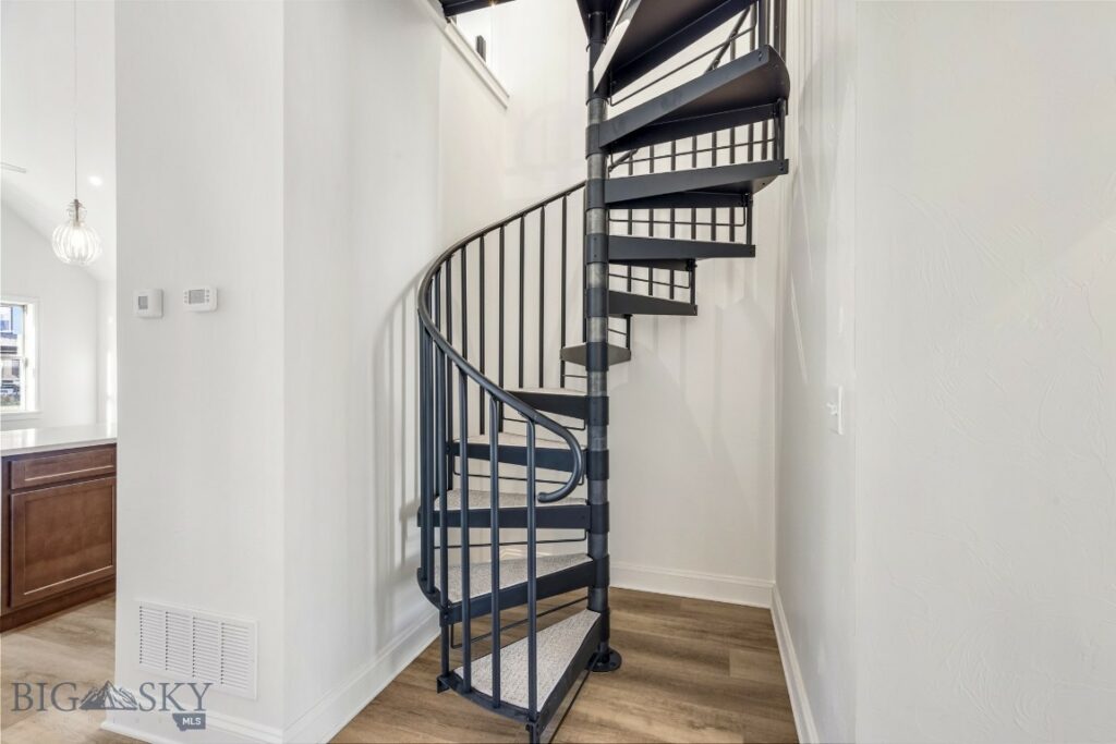 5442 Annie St, Bozeman MT 59718