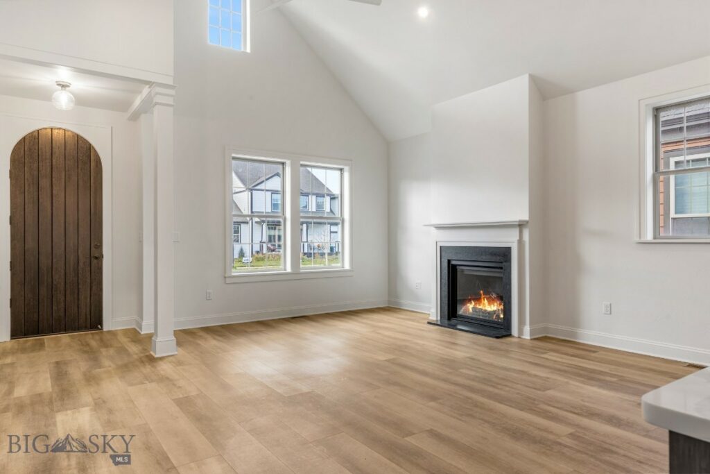 5442 Annie St, Bozeman MT 59718