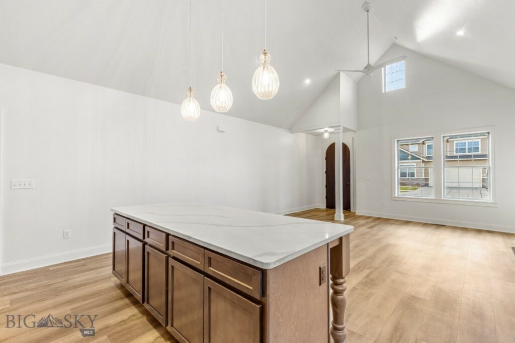 5442 Annie St, Bozeman MT 59718