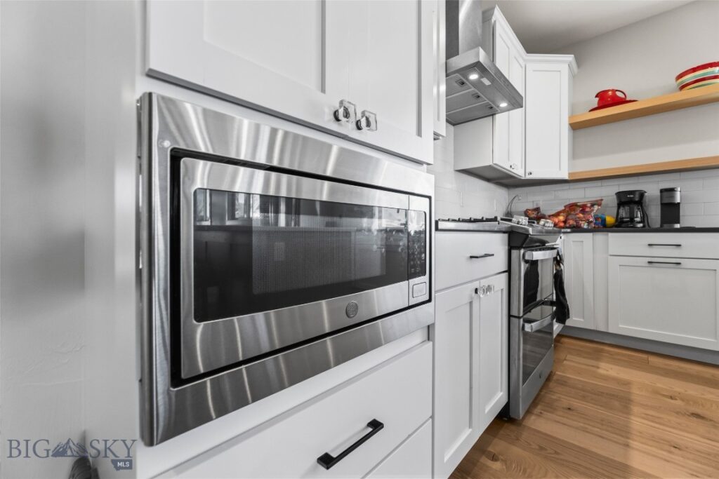 196 Arrow Peak Court, Bozeman MT 59718