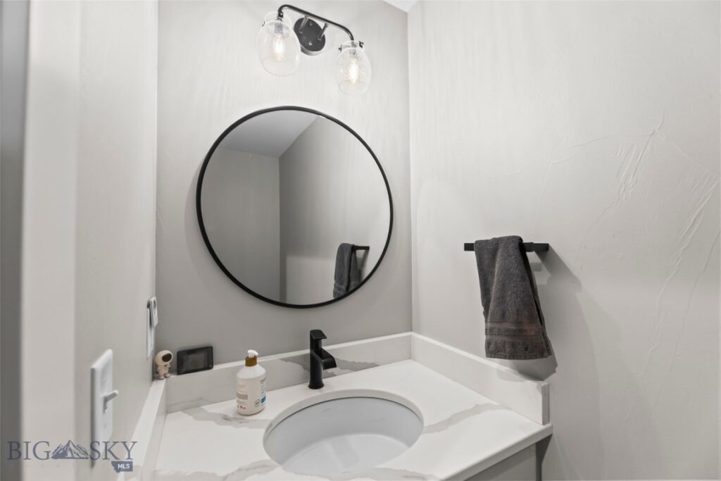 196 Arrow Peak Court, Bozeman MT 59718