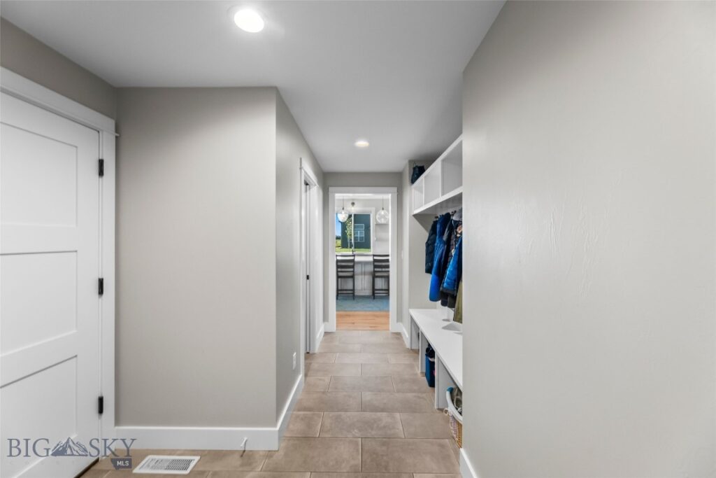 196 Arrow Peak Court, Bozeman MT 59718