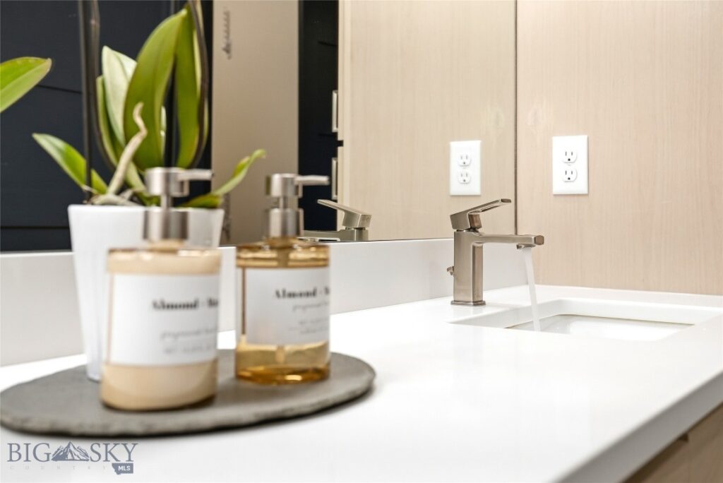 3239 S 22nd Avenue, Bozeman MT 59718