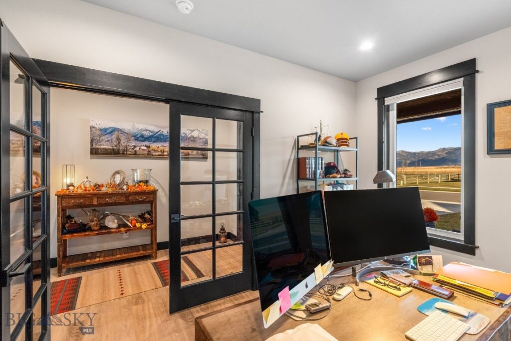 856 White Horse Loop, Bozeman MT 59718