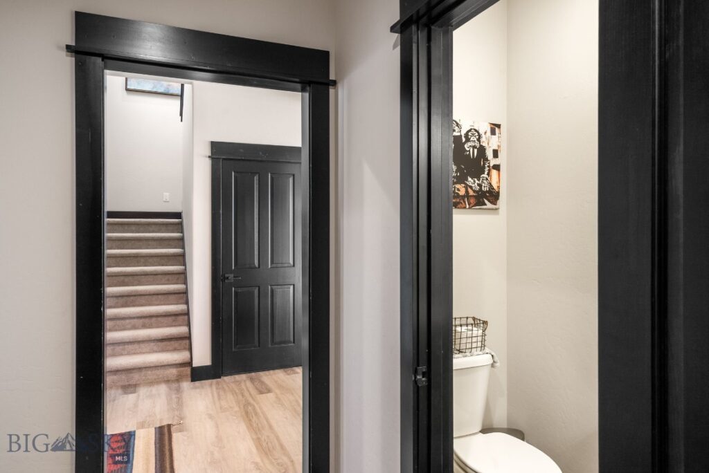 856 White Horse Loop, Bozeman MT 59718