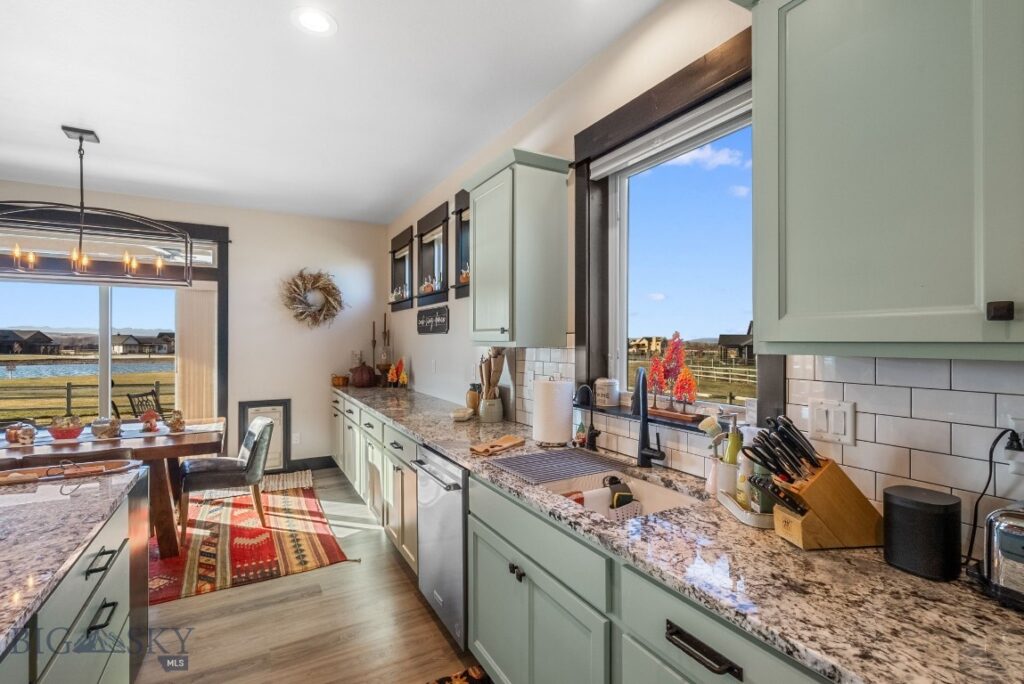 856 White Horse Loop, Bozeman MT 59718