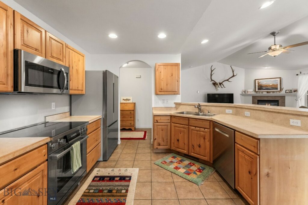 1142 New Holland, Bozeman MT 59718