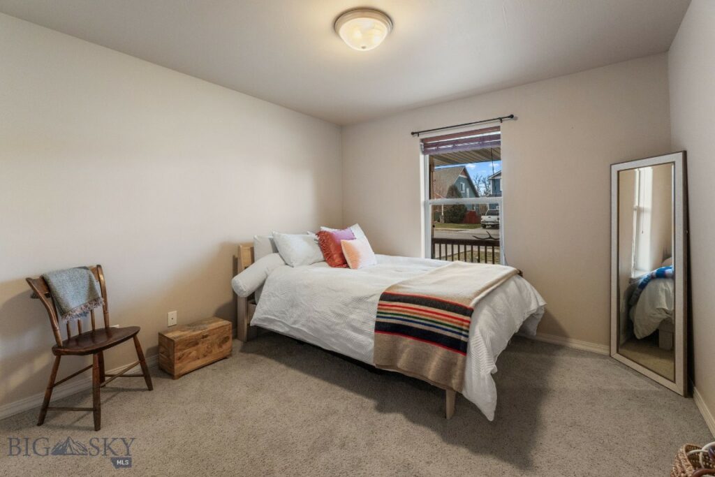 1142 New Holland, Bozeman MT 59718