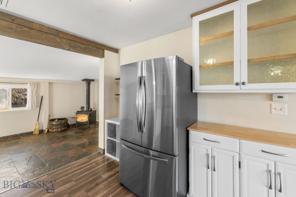 92 E Rosebud Avenue, Belgrade MT 59714