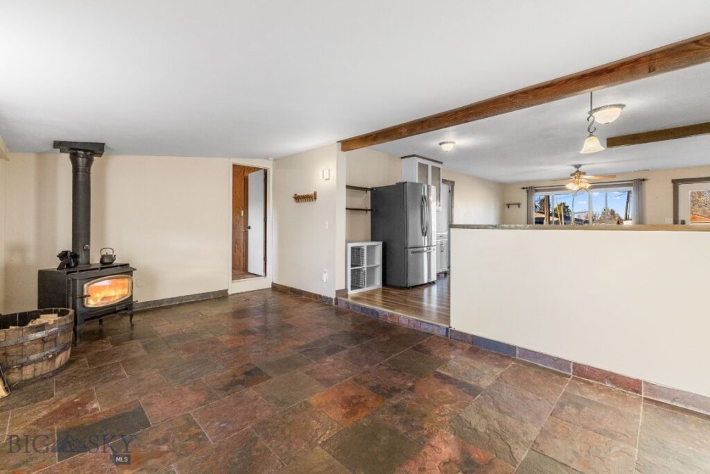 92 E Rosebud Avenue, Belgrade MT 59714