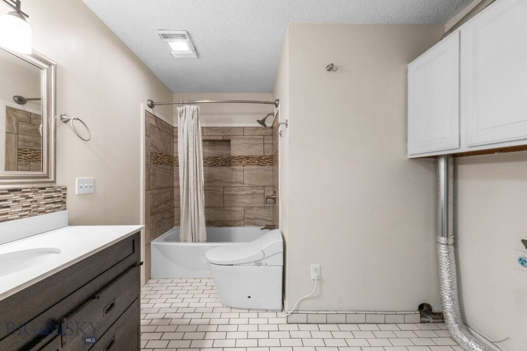 92 E Rosebud Avenue, Belgrade MT 59714