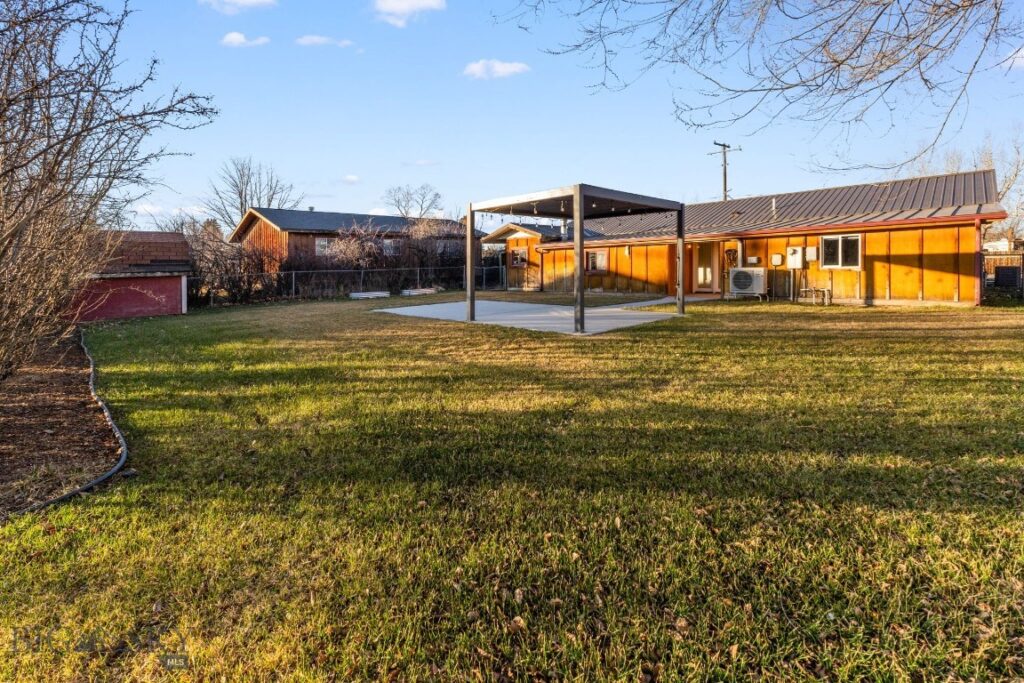 92 E Rosebud Avenue, Belgrade MT 59714