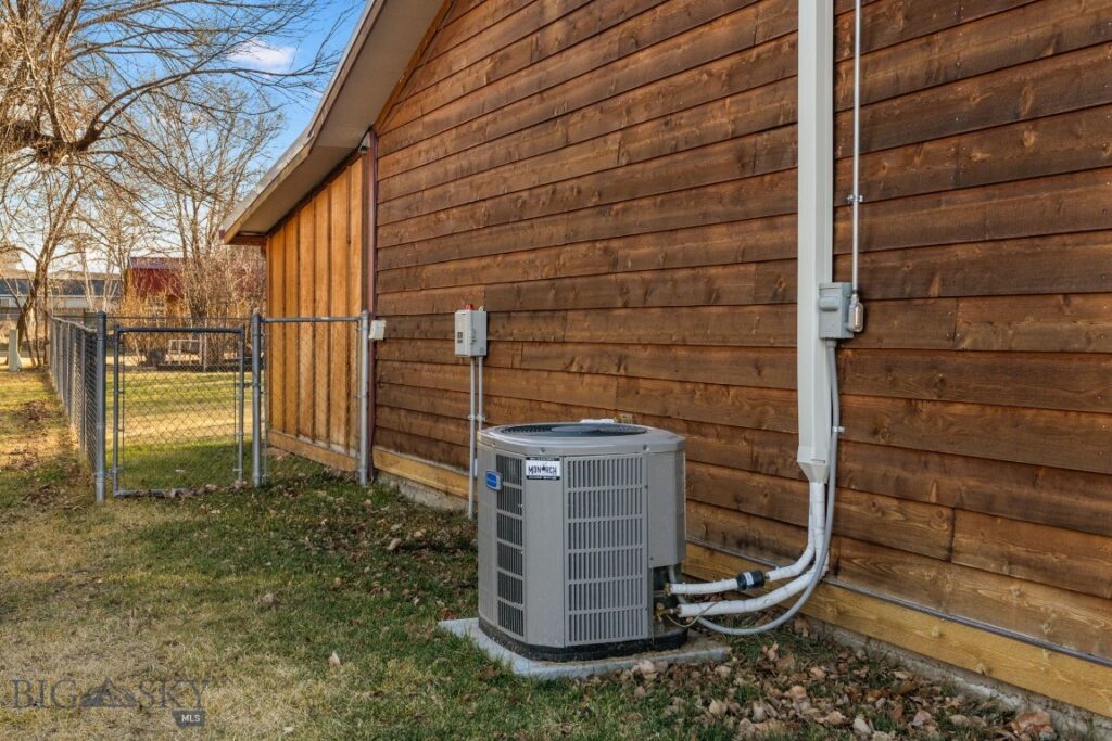 92 E Rosebud Avenue, Belgrade MT 59714