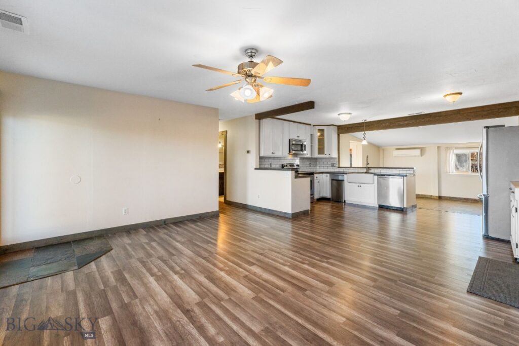 92 E Rosebud Avenue, Belgrade MT 59714