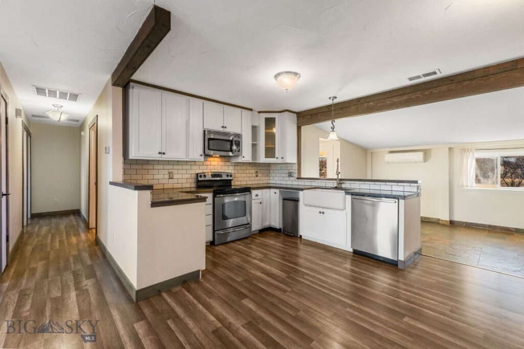 92 E Rosebud Avenue, Belgrade MT 59714