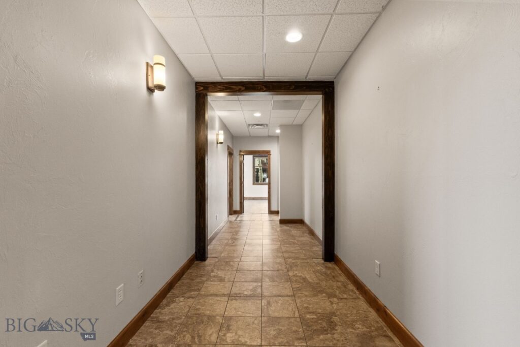 1940 W Dickerson, Bozeman MT 59718