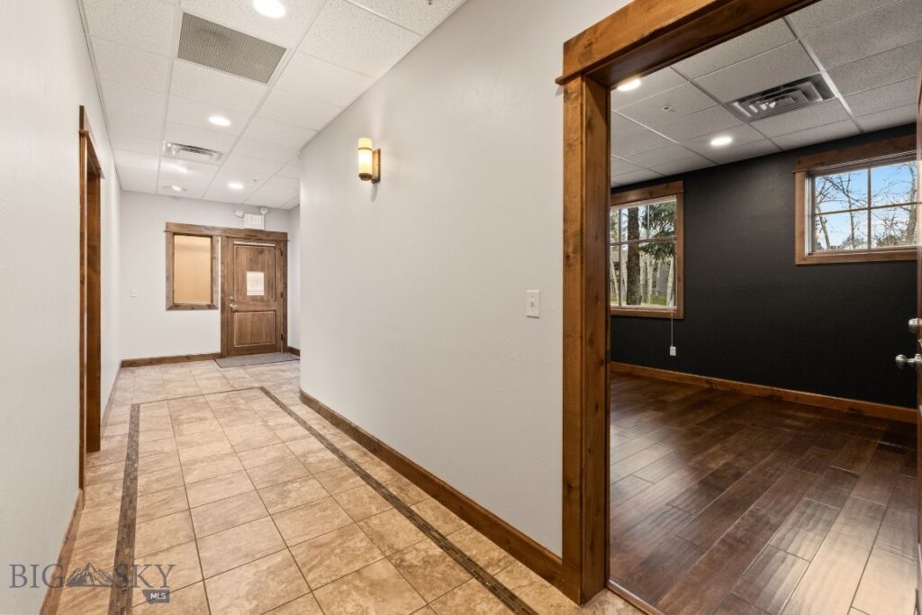 1940 W Dickerson, Bozeman MT 59718