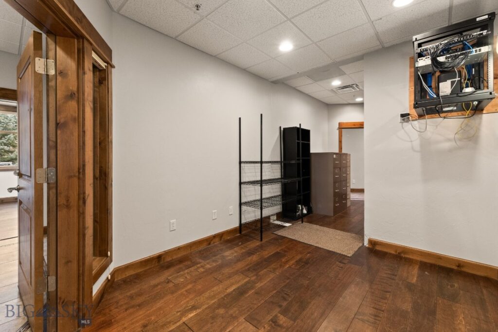 1940 W Dickerson, Bozeman MT 59718