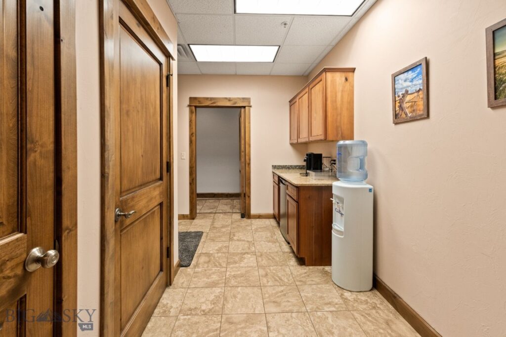 1940 W Dickerson, Bozeman MT 59718