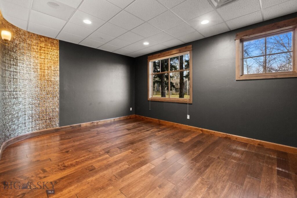 1940 W Dickerson, Bozeman MT 59718