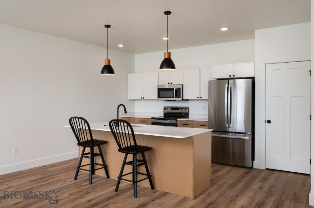 500 Lacey Lane, Belgrade MT 59714