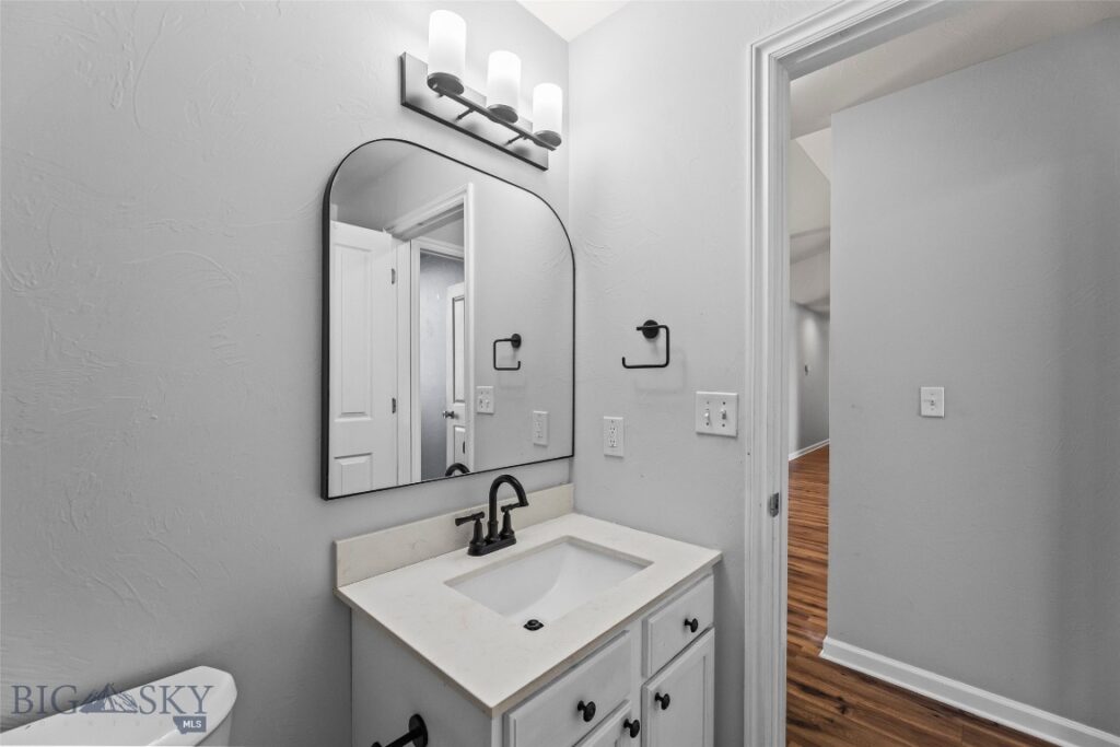 60 Jackson Lane, Belgrade MT 59714