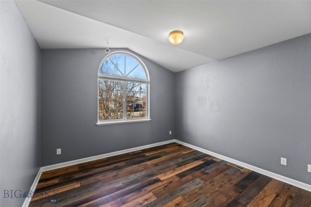 60 Jackson Lane, Belgrade MT 59714