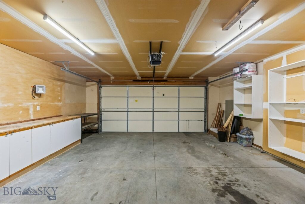 60 Jackson Lane, Belgrade MT 59714