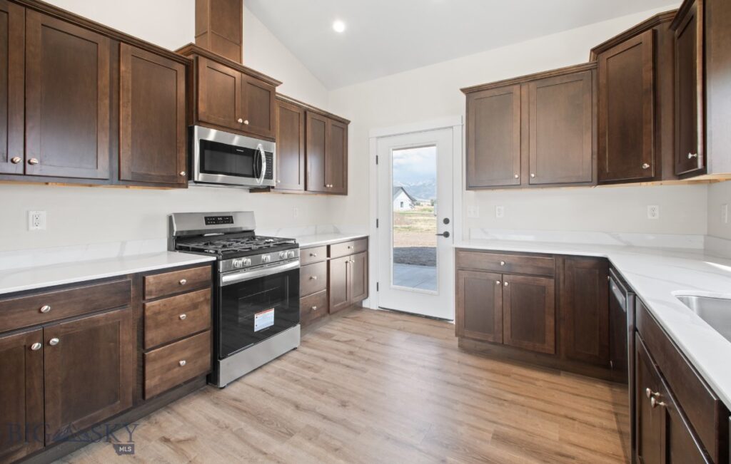 2206 Oriole Drive, Belgrade MT 59714