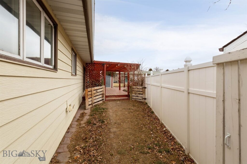 605 Robin Lane, Livingston MT 59047