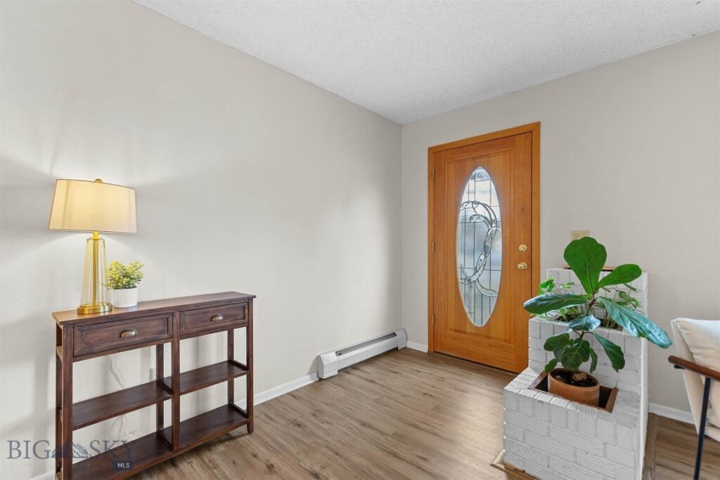 605 Robin Lane, Livingston MT 59047