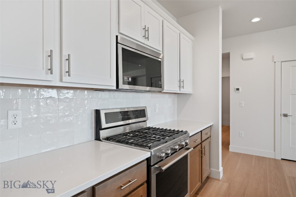 1542 Belle Starr Drive, Belgrade MT 59714