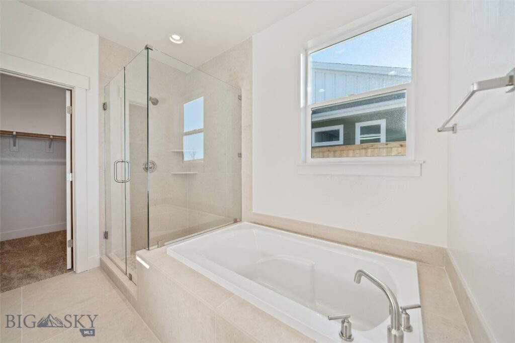 1542 Belle Starr Drive, Belgrade MT 59714