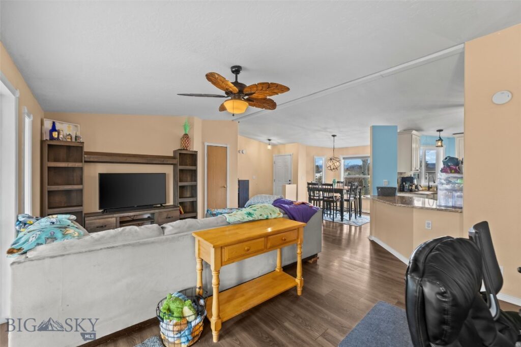 396 Green Belt Drive, Belgrade MT 59714