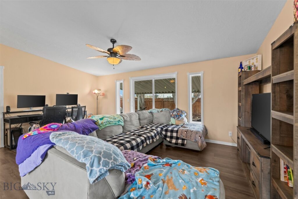 396 Green Belt Drive, Belgrade MT 59714