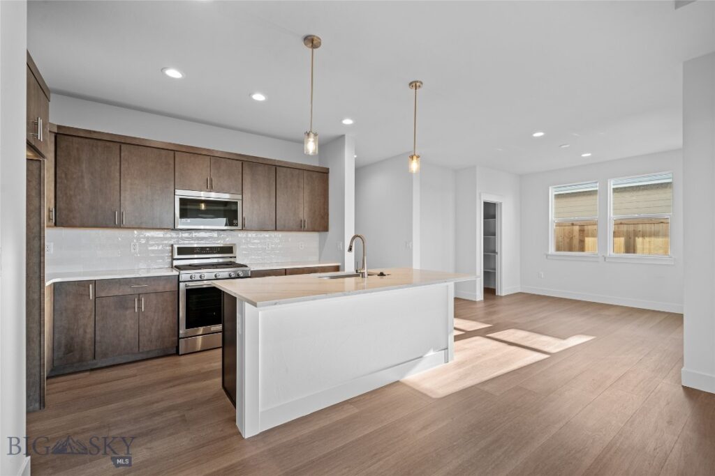 1540 Belle Starr Drive, Belgrade MT 59714