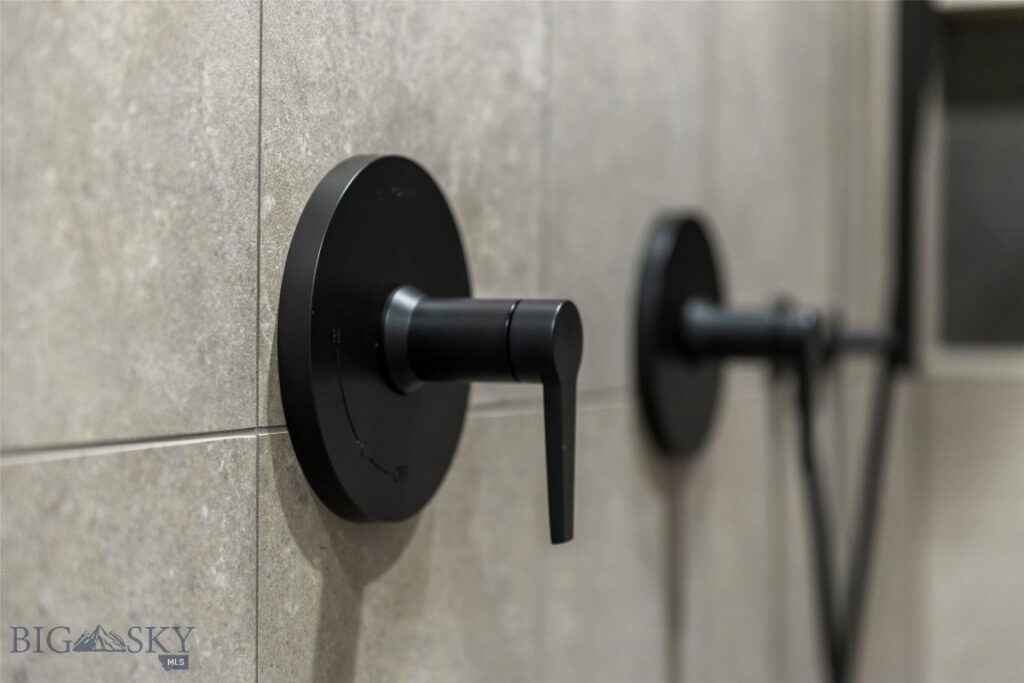 189 Noble Peak Drive, Bozeman MT 59718