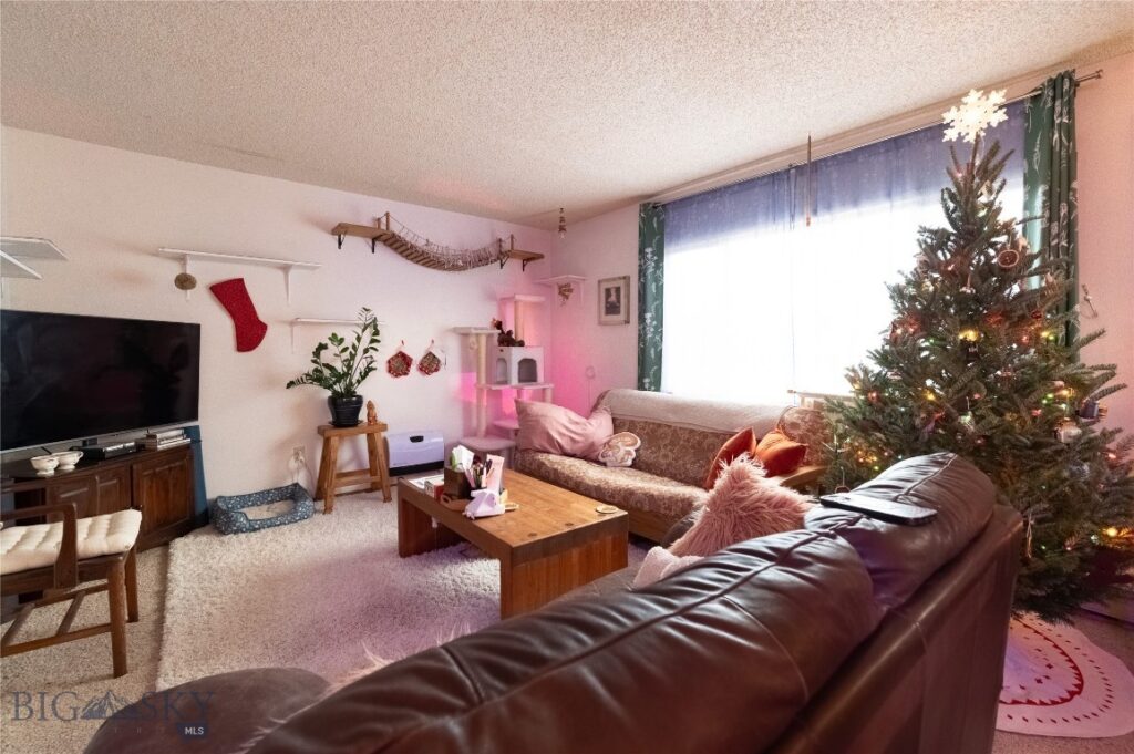 206 S Davis, Belgrade MT 59714