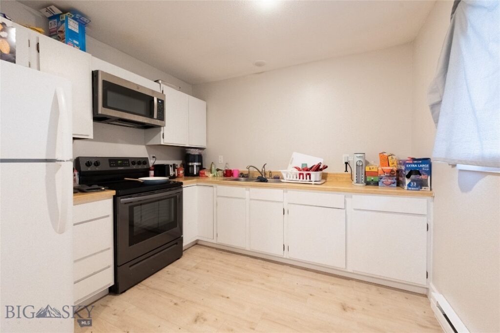 206 S Davis, Belgrade MT 59714