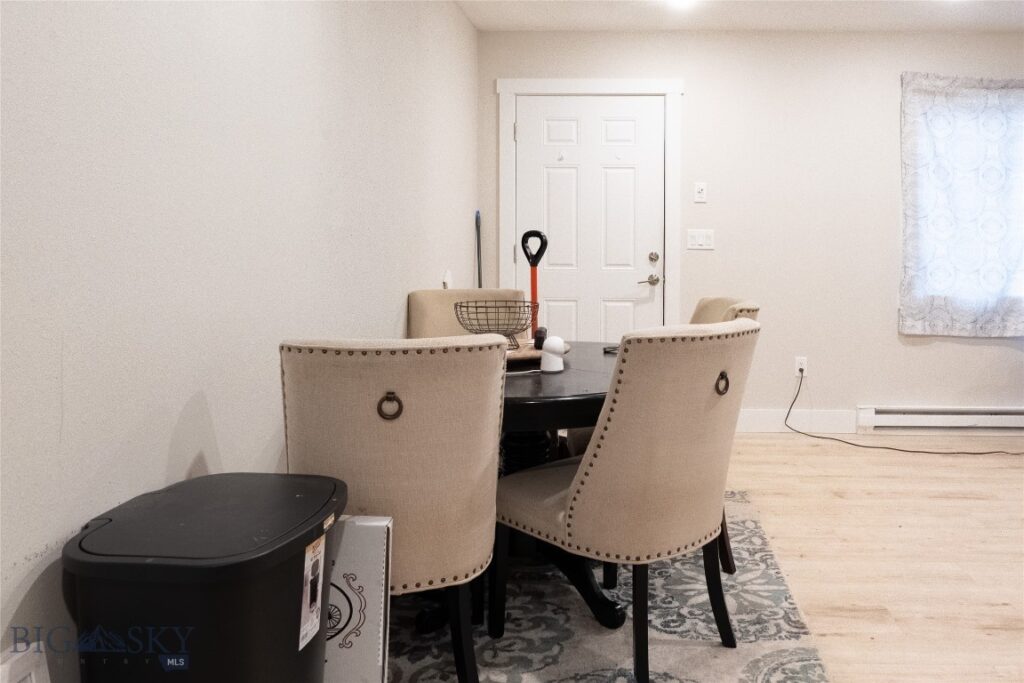 206 S Davis, Belgrade MT 59714