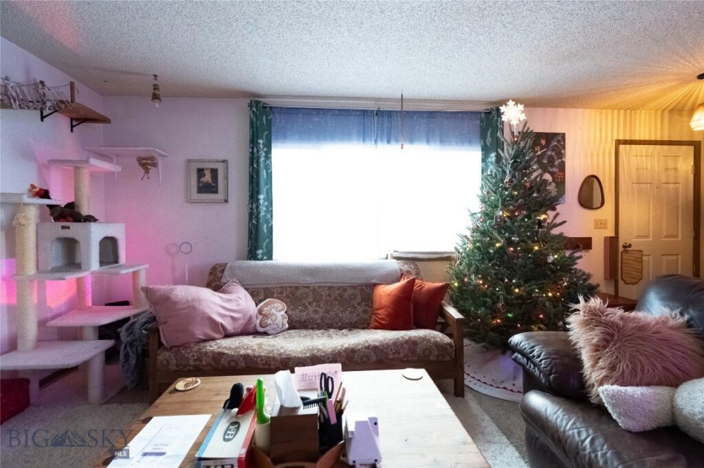 206 S Davis, Belgrade MT 59714