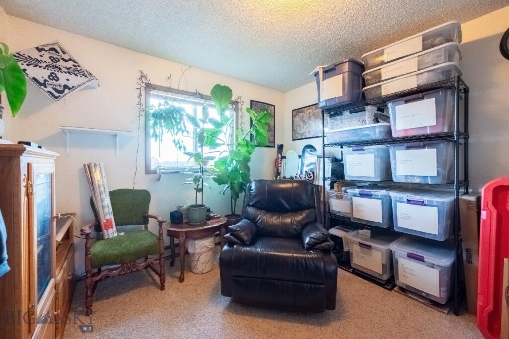 206 S Davis, Belgrade MT 59714