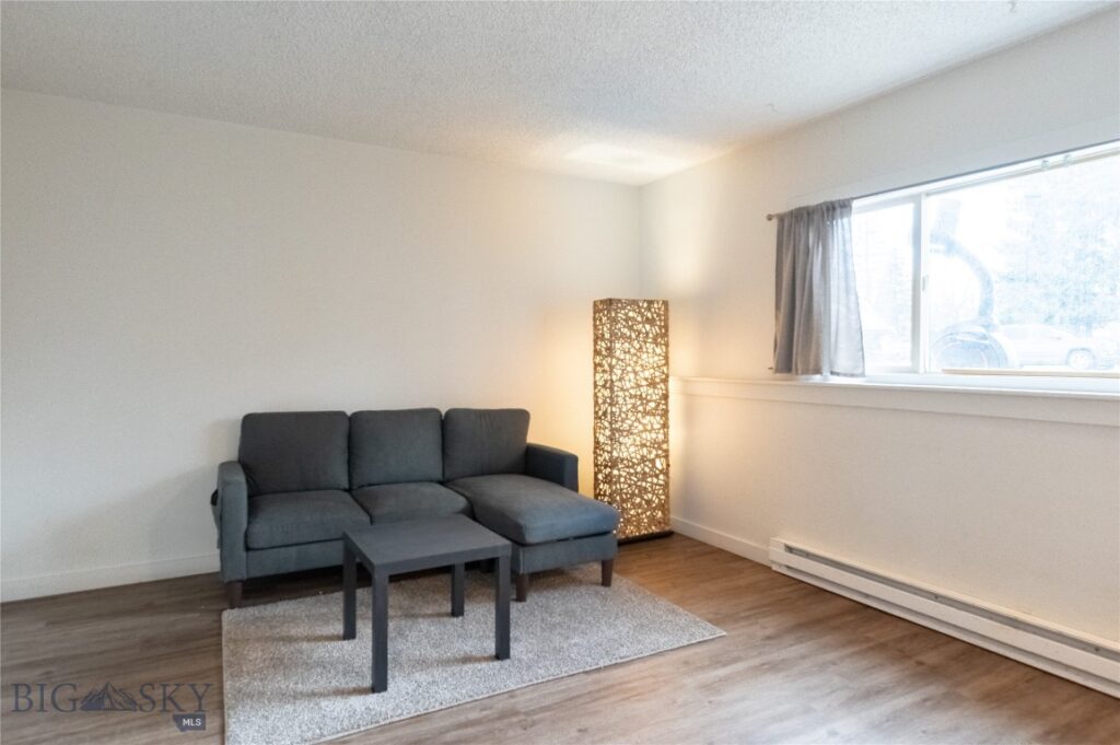 206 S Davis, Belgrade MT 59714